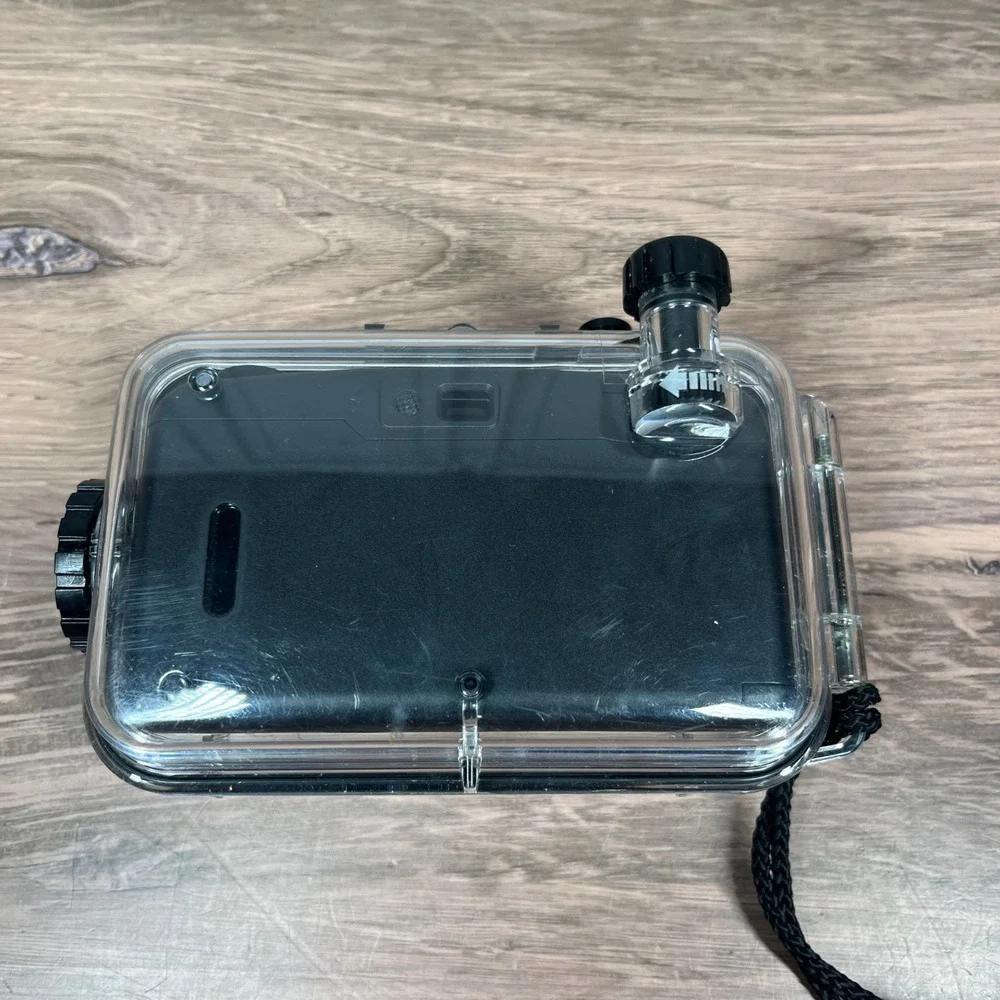 Snap Sights 35mm Film Camera Gray Waterproof Casing 100ft Manual